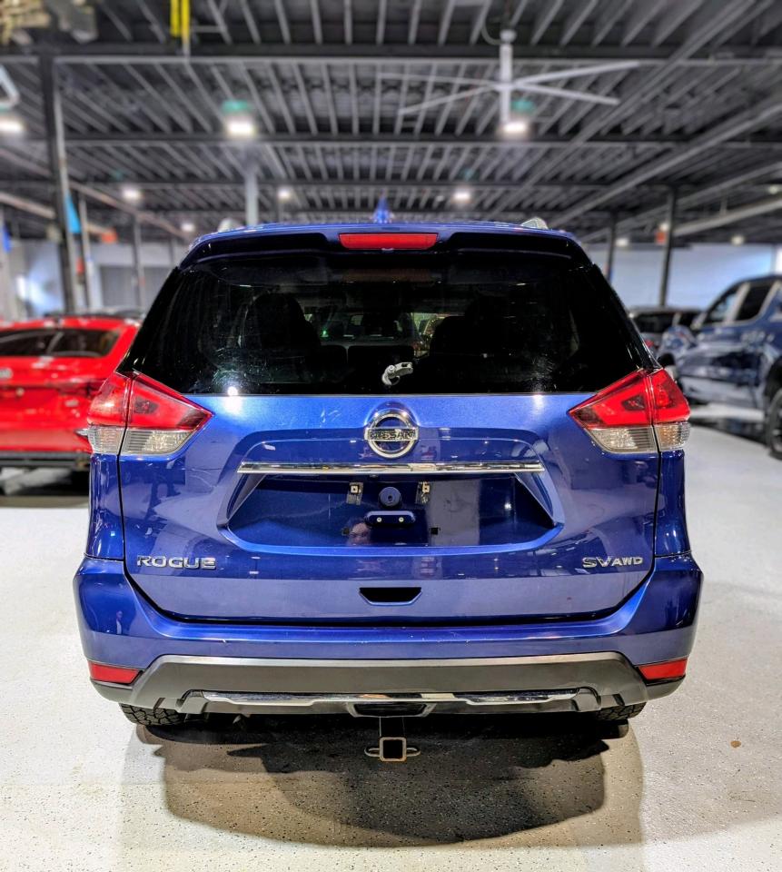 2019 Nissan Rogue AWD SV Photo3