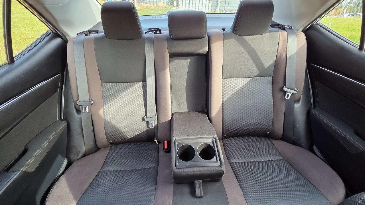2019 Toyota Corolla LE - Photo #10