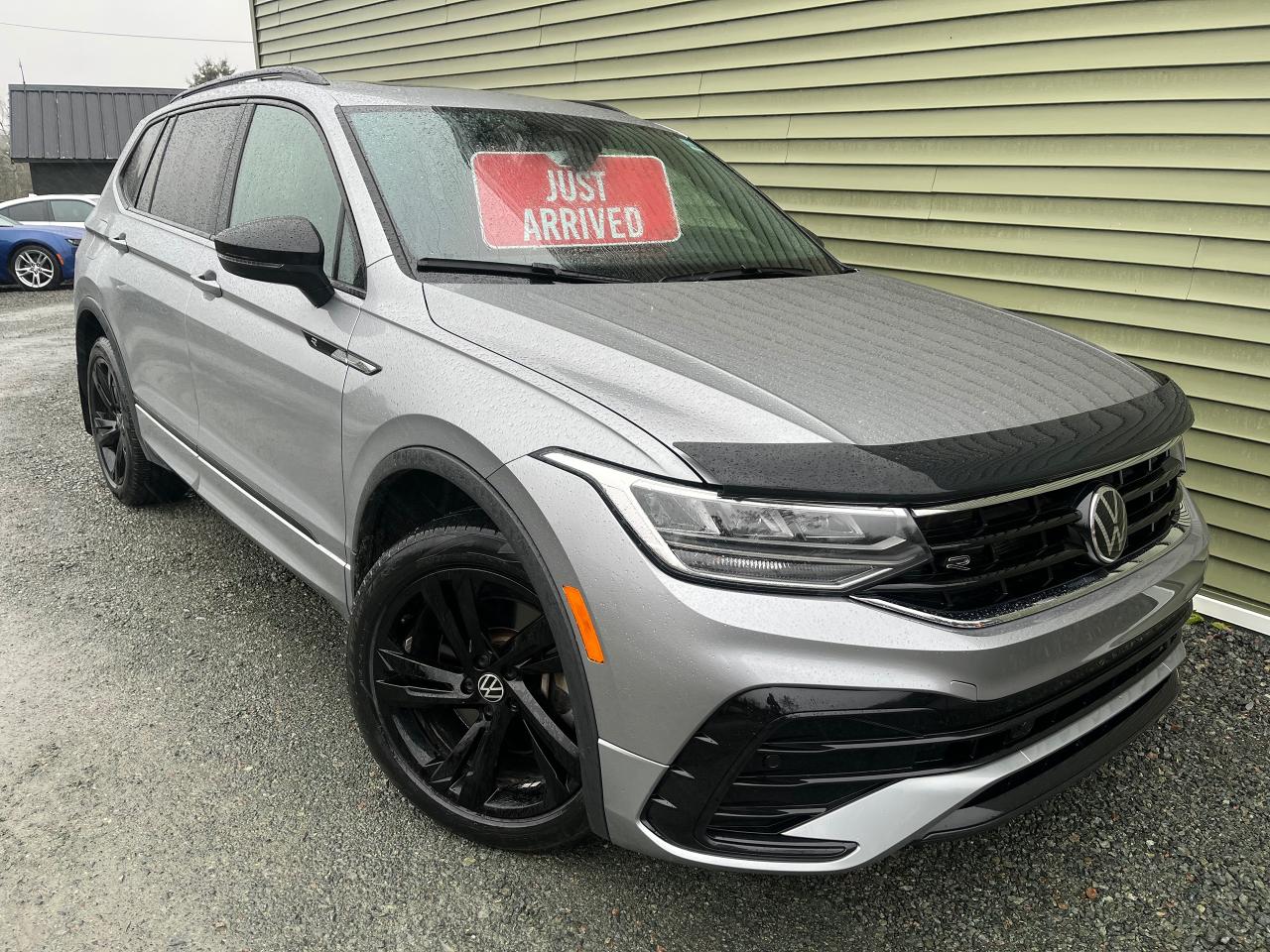 2023 Volkswagen Tiguan Comfortline R-Line Black Edition - Photo #1