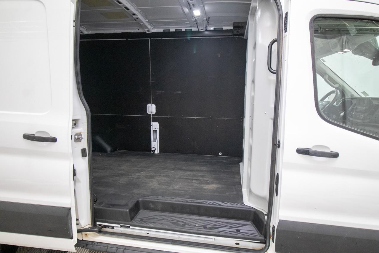 2024 Ford Transit T-250 148" Med Rf 9070 GVWR AWD Photo5