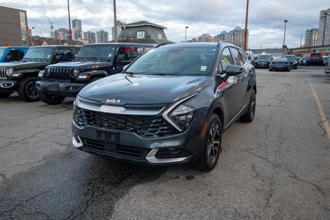 2025 Kia Sportage EX AWD w/Black Interior Photo1