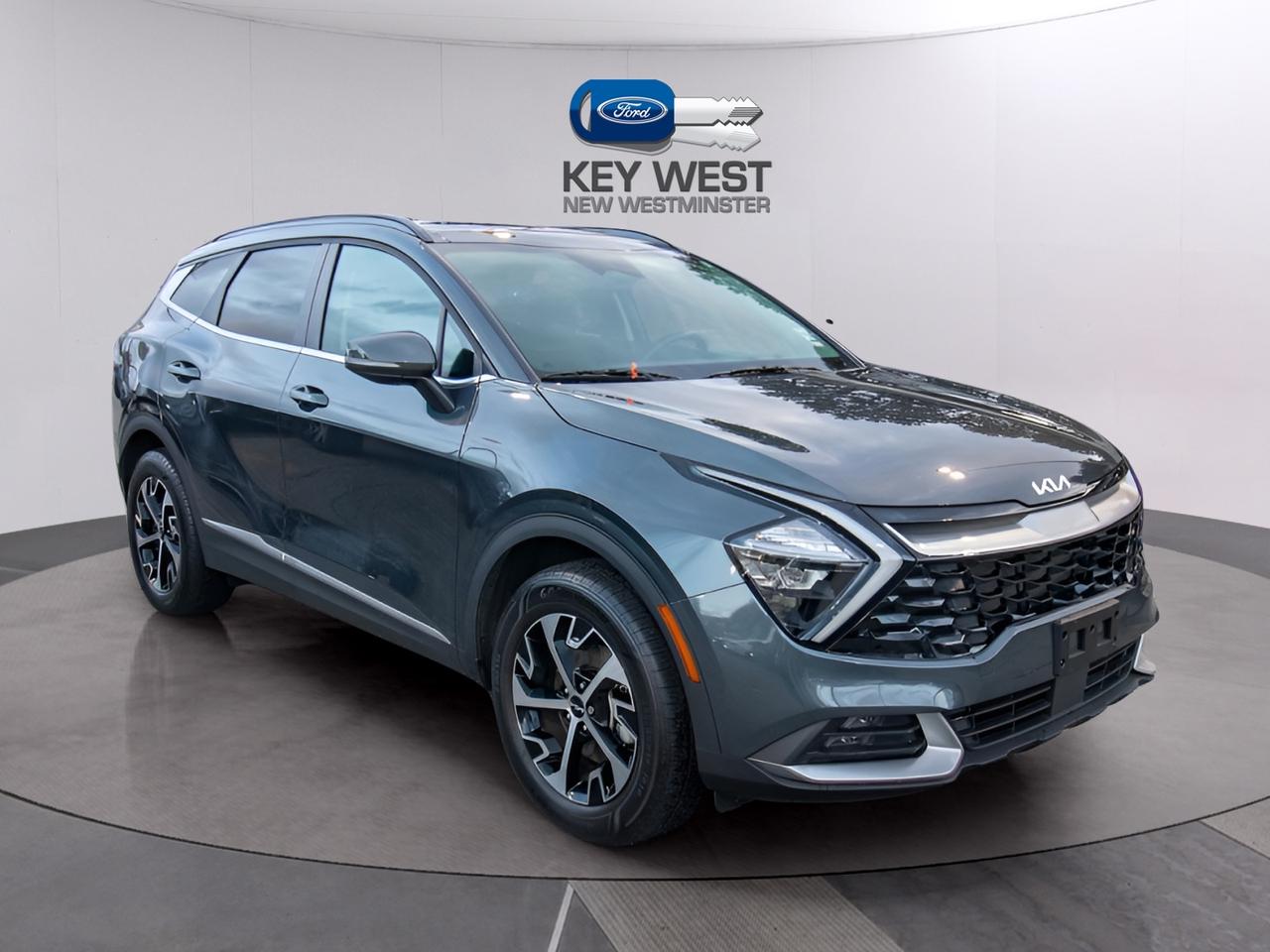 2025 Kia Sportage EX AWD w/Black Interior Photo4