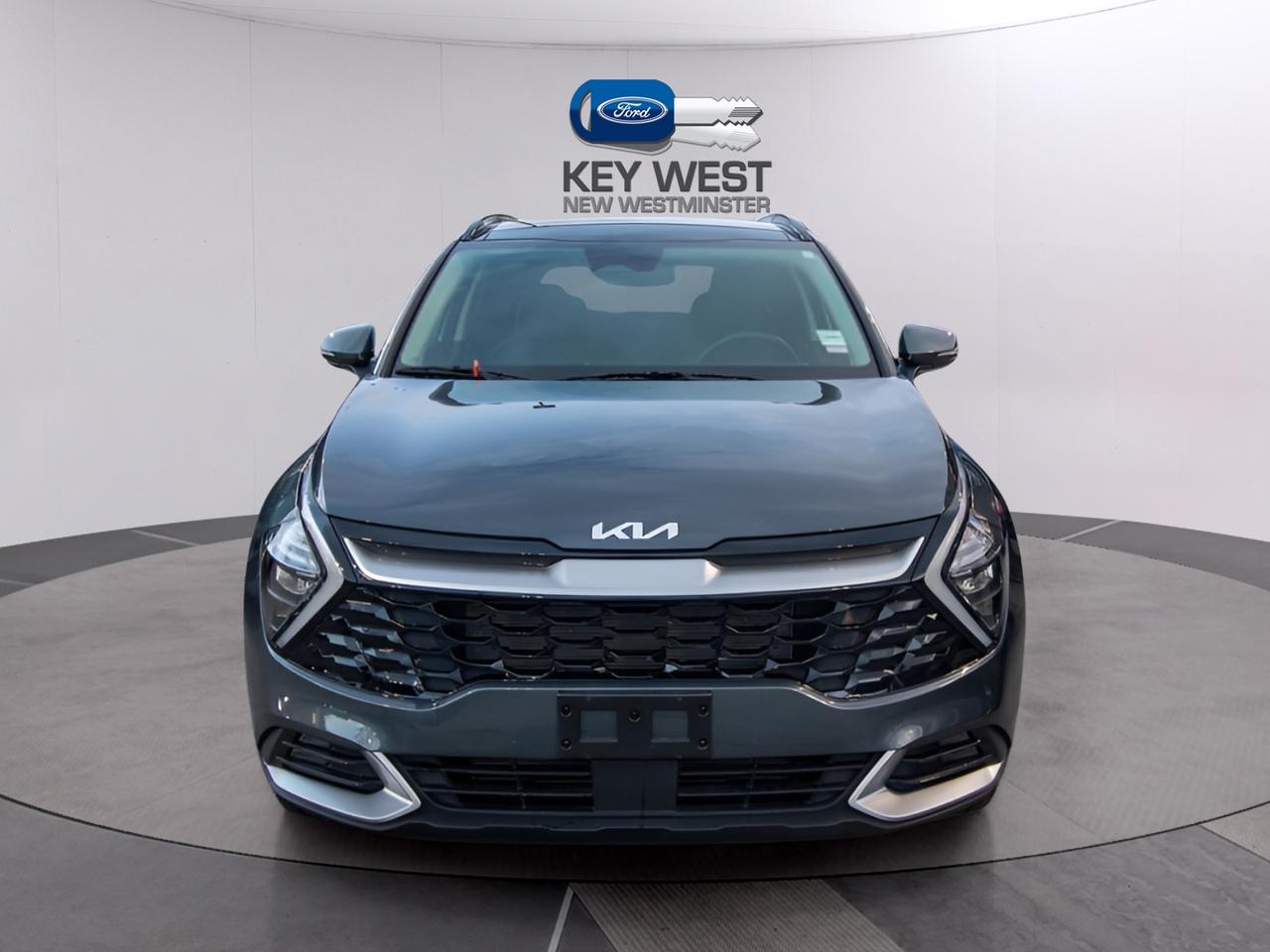 2025 Kia Sportage EX AWD w/Black Interior Photo3
