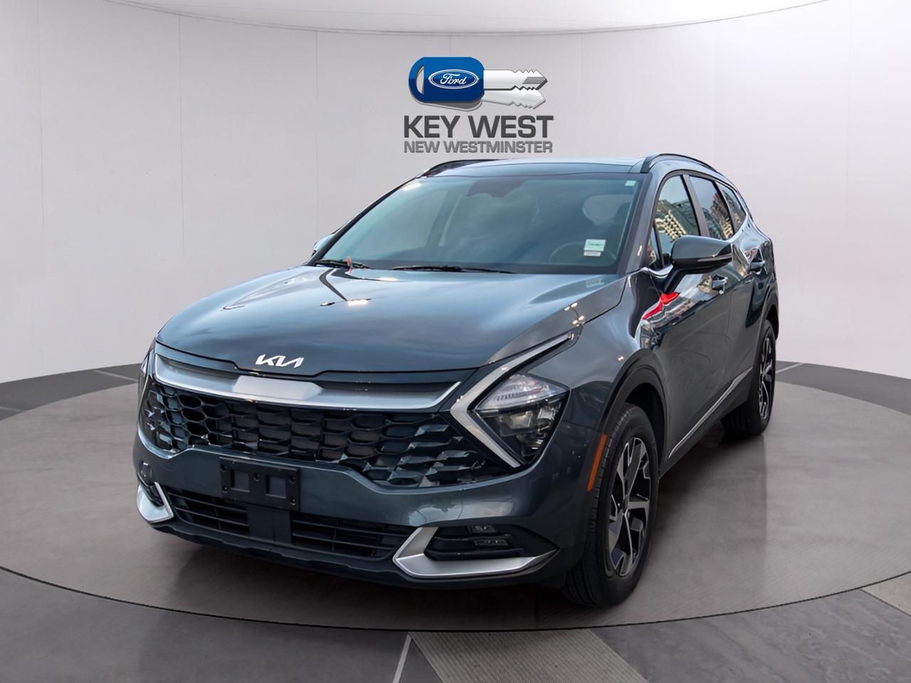2025 Kia Sportage EX AWD w/Black Interior Photo1