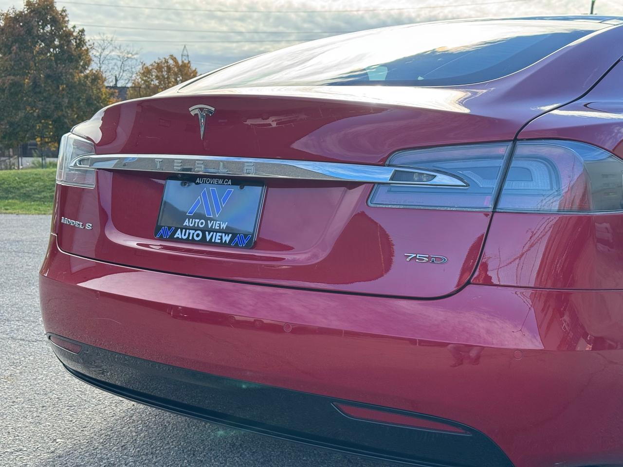 2016 Tesla Model S 75D **UNLIMITED FREE SUPERCHARGING** - Photo #14