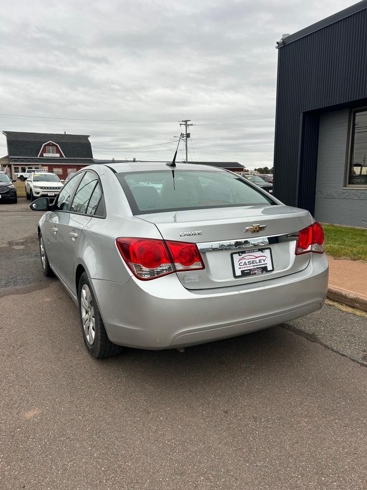 2014 Chevrolet Cruze 2LS Photo