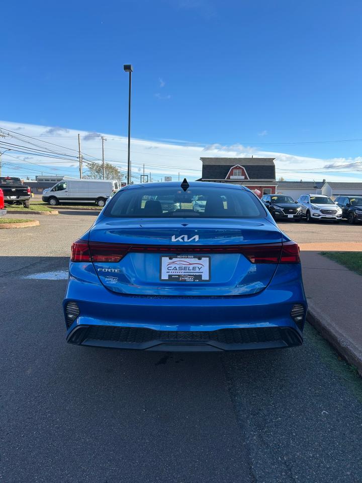 2022 Kia Forte LX - Photo #5