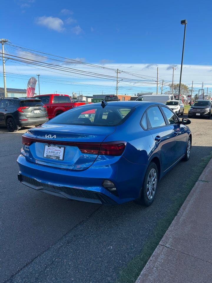 2022 Kia Forte LX Photo3