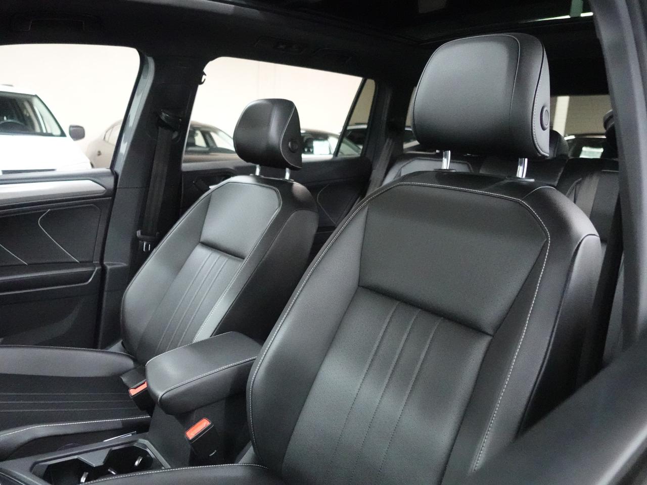 2022 Volkswagen Tiguan COMF R-LINE | AWD | BlkEdition | Leather | Sunroof