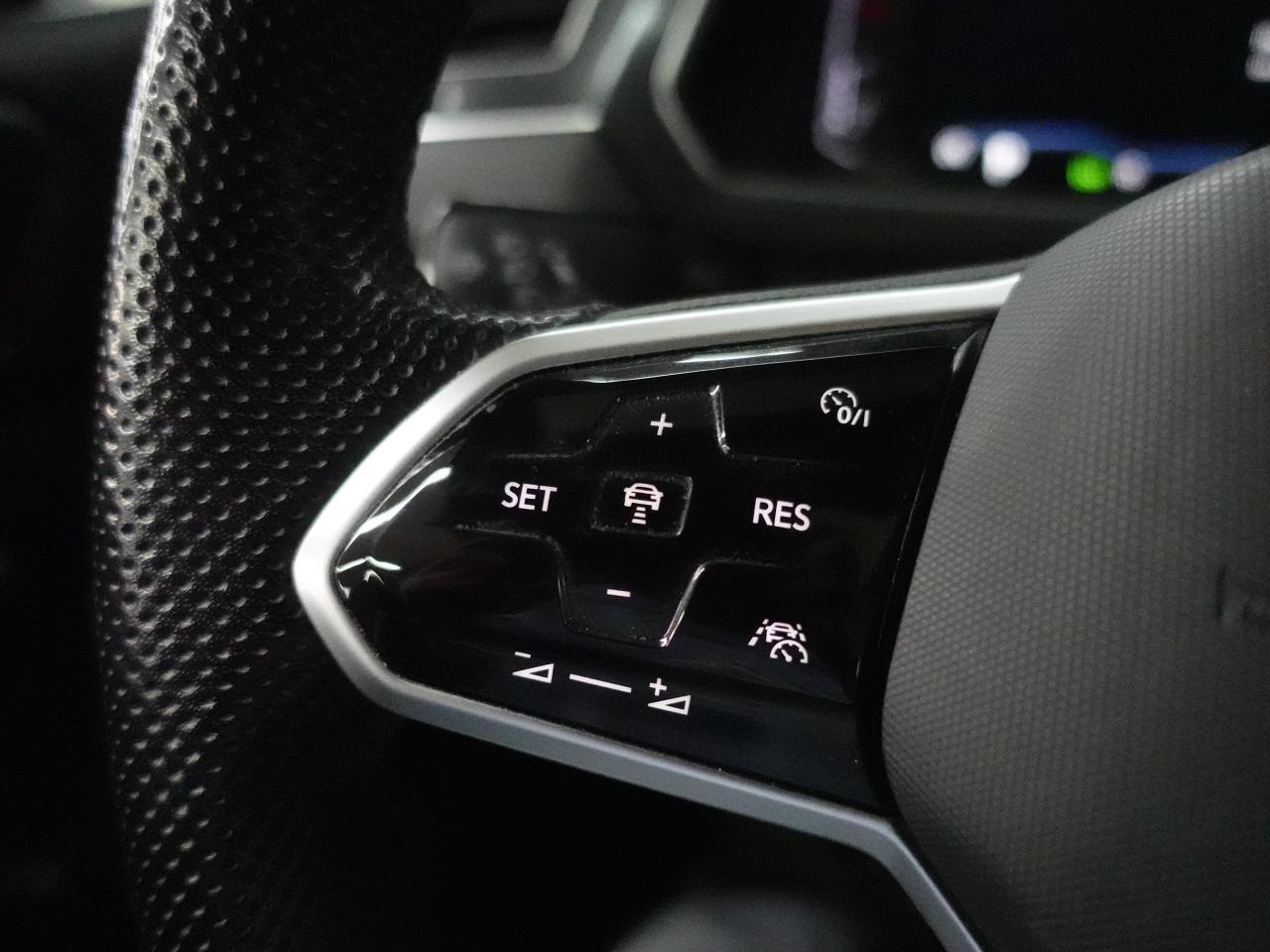 2022 Volkswagen Tiguan COMF R-LINE | AWD | BlkEdition | Leather | Sunroof Photo