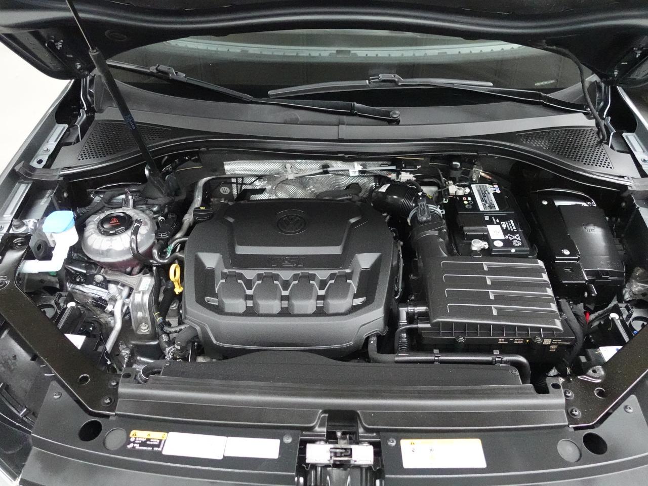 2022 Volkswagen Tiguan COMF R-LINE | AWD | BlkEdition | Leather | Sunroof Photo