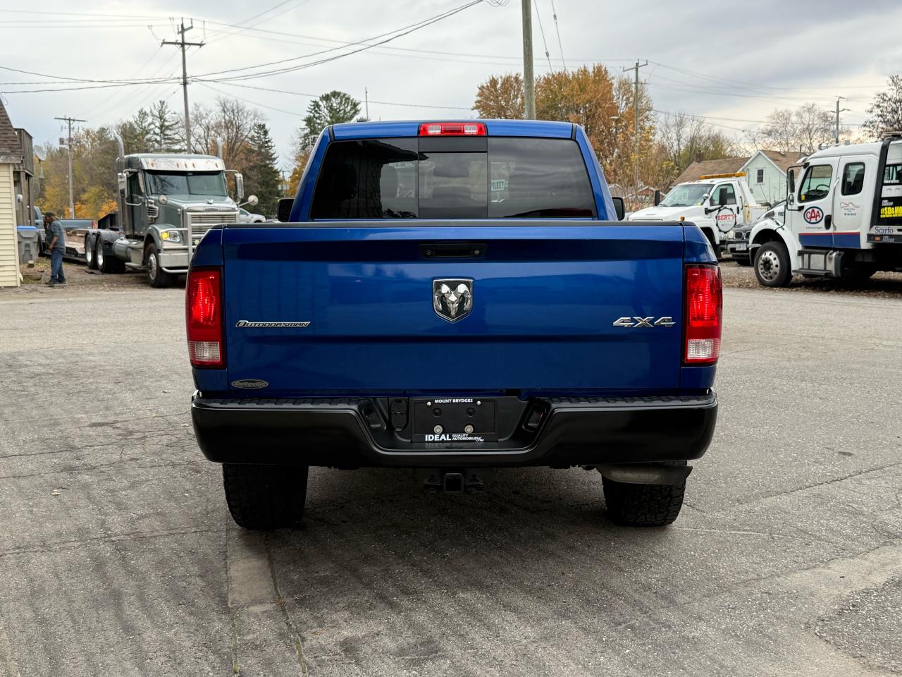 2016 RAM 1500 OUTDOORSMAN - Photo #4