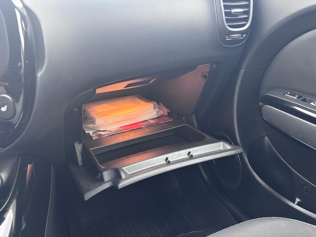 2019 Kia Soul LOADED + LOTS OF SERVICE! - Photo #24