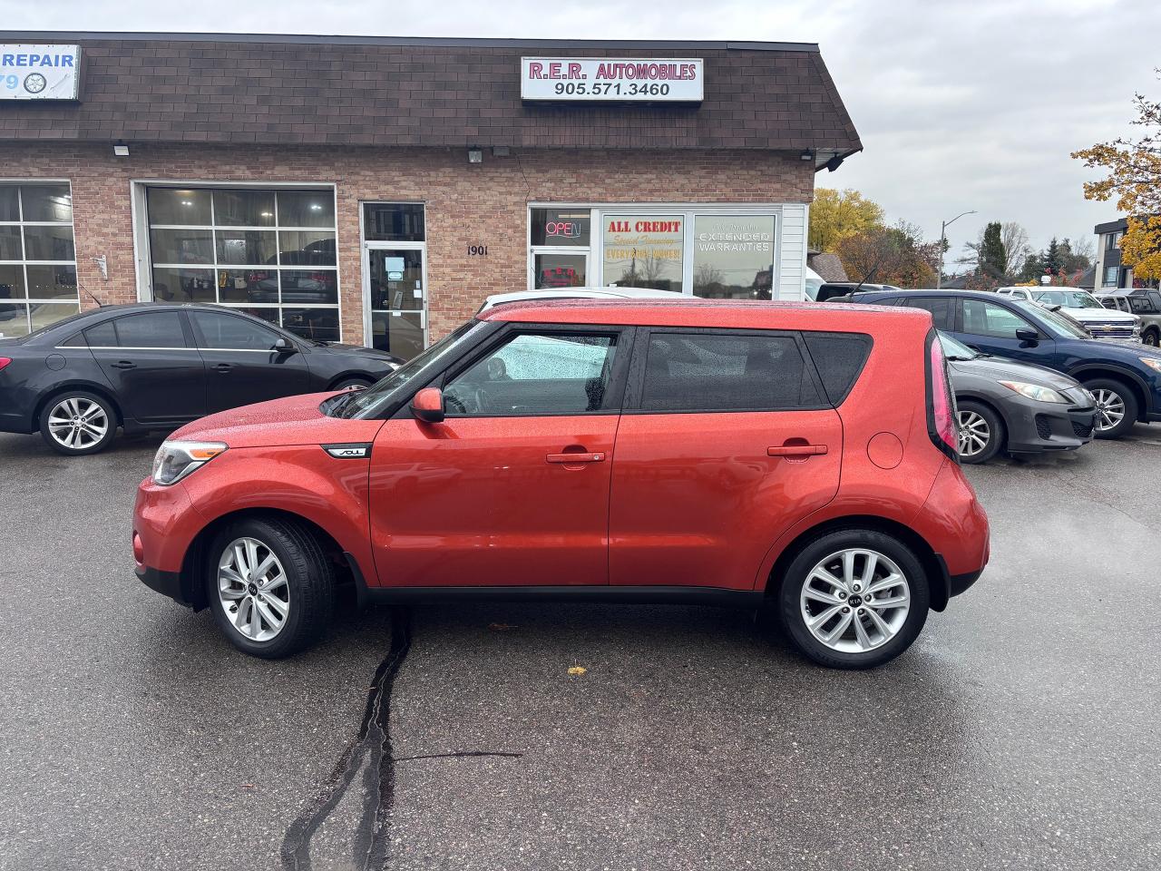 2019 Kia Soul LOADED + LOTS OF SERVICE!
