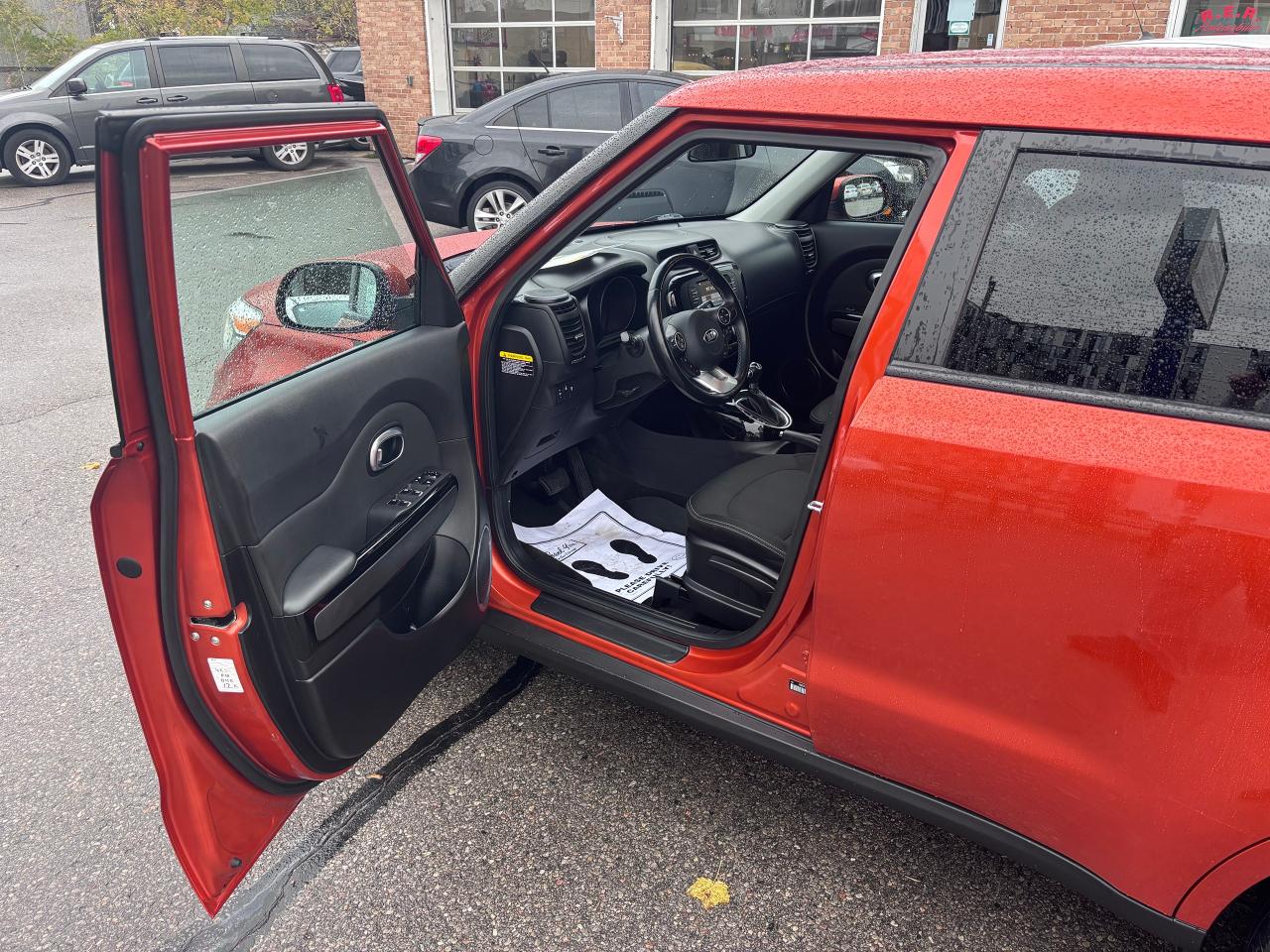 2019 Kia Soul LOADED + LOTS OF SERVICE! - Photo #14