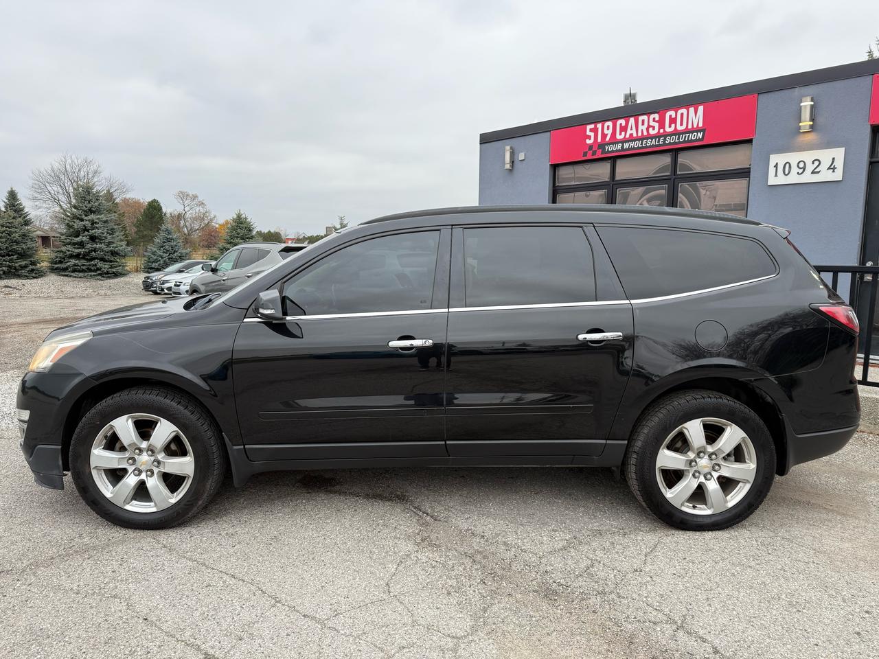 2016 Chevrolet Traverse LT | Backup Camera | Heated Seats | Sunroof Photo
