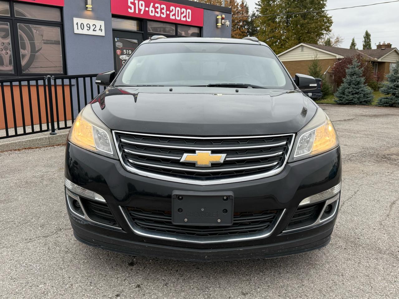2016 Chevrolet Traverse LT | Backup Camera | Heated Seats | Sunroof Photo