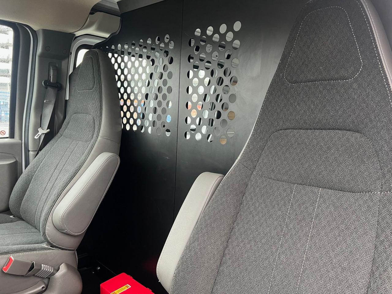 2023 GMC Savana Cargo Van RWD 2500 135" Photo13