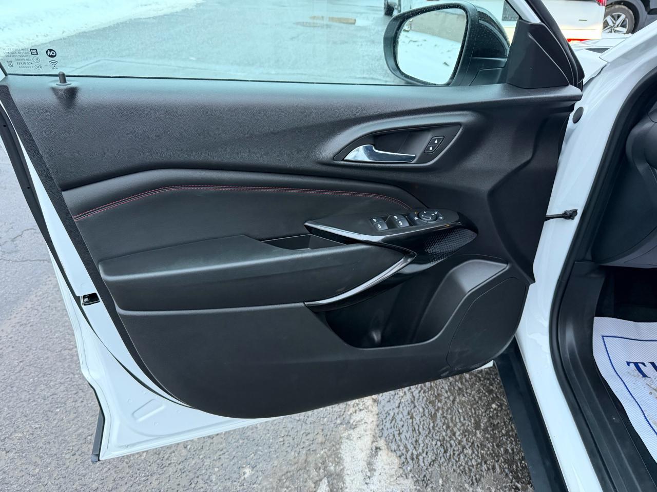 2024 Chevrolet Trax 2RS | LEATHER | SUNROOF | REMOTE START!! Photo