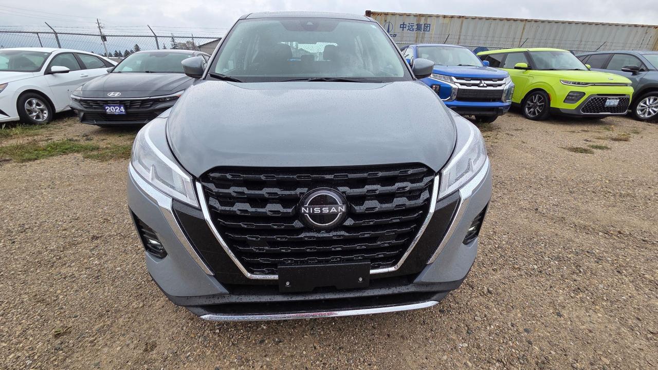 2025 Nissan Kicks S - Photo #3