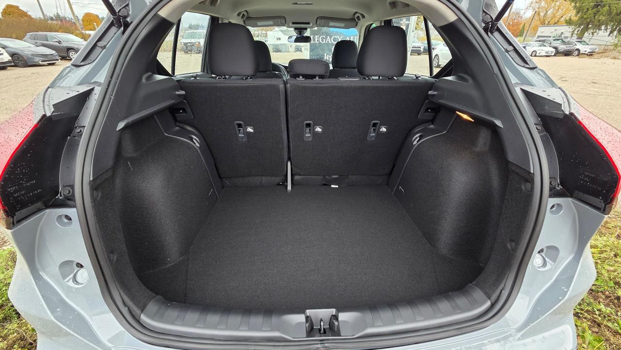 2025 Nissan Kicks S - Photo #17