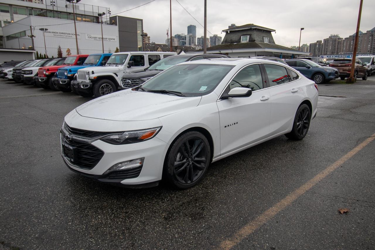 2023 Chevrolet Malibu 1LT Photo2