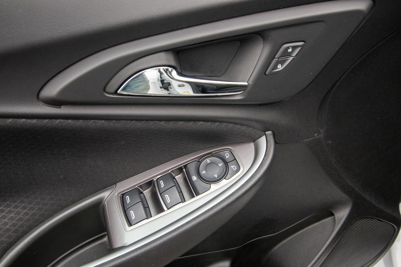 2023 Chevrolet Malibu 1LT Photo5