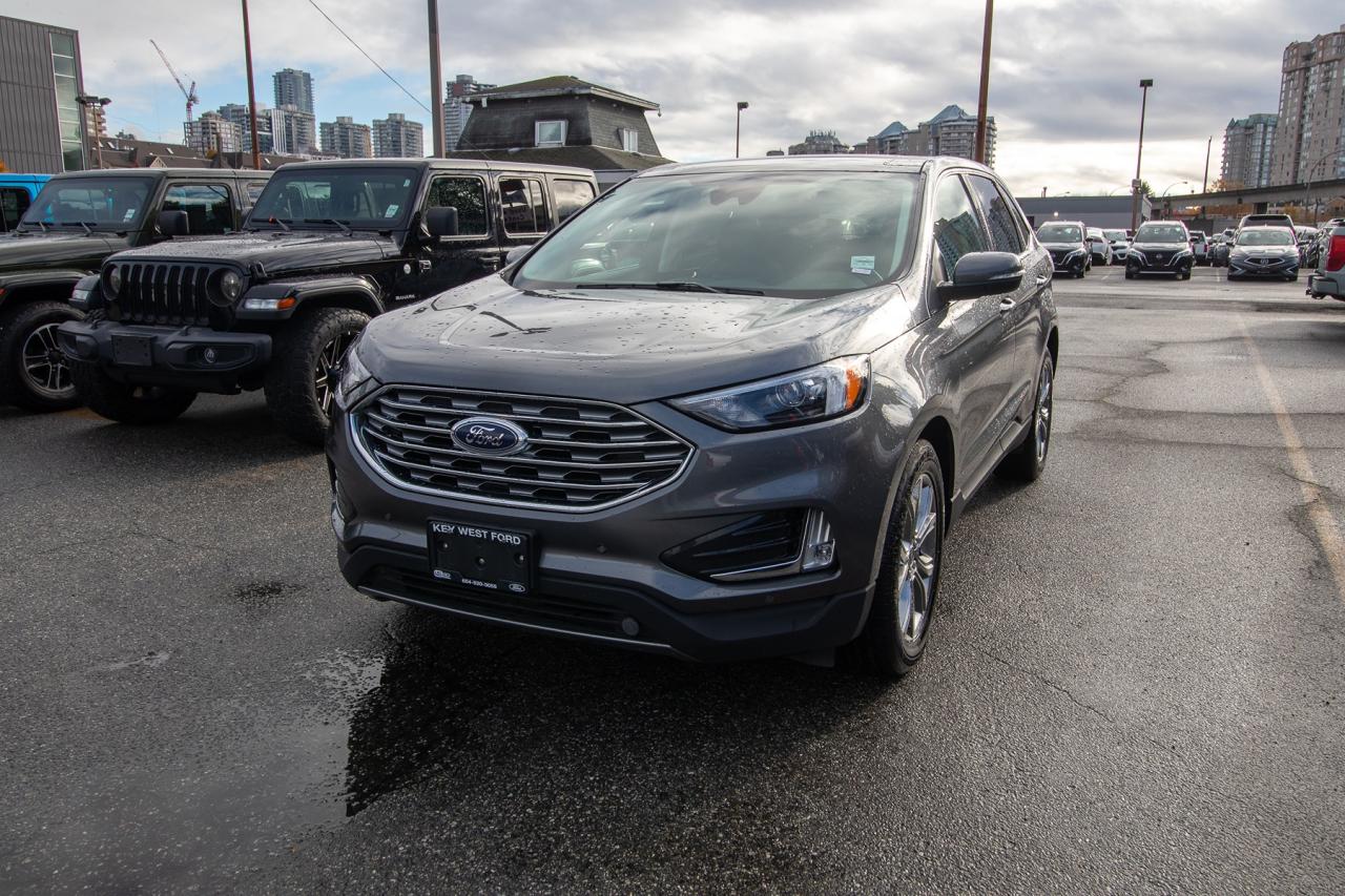 2024 Ford Edge Titanium AWD Photo1