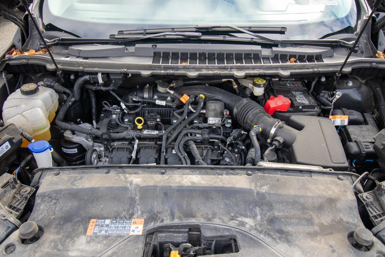 2024 Ford Edge Titanium AWD Photo5