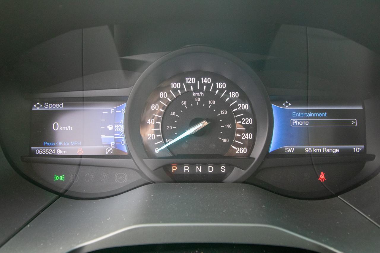 2024 Ford Edge Titanium AWD Photo5