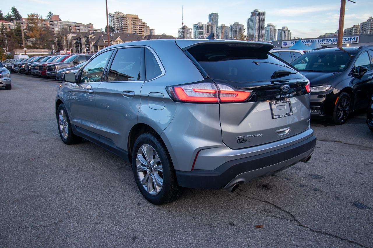 2024 Ford Edge Titanium AWD Photo5