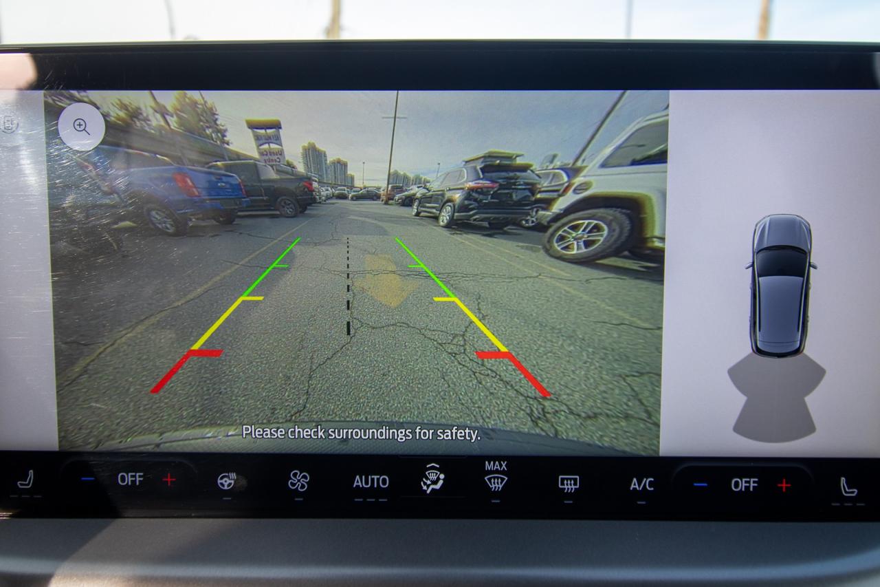 2024 Ford Escape PHEV Photo5