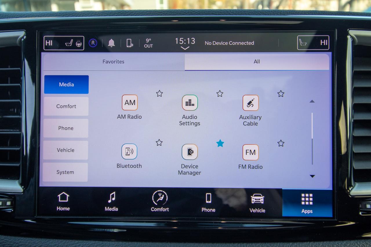 2023 Chrysler Pacifica Touring L Photo5