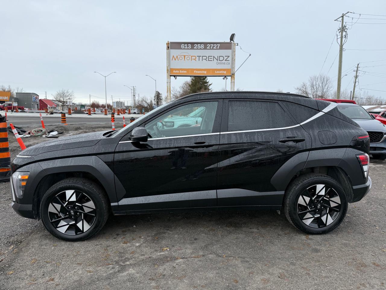 2024 Hyundai KONA 2.0L Preferred w/Trend Package Leather! Sunroof! AutoStart! Photo