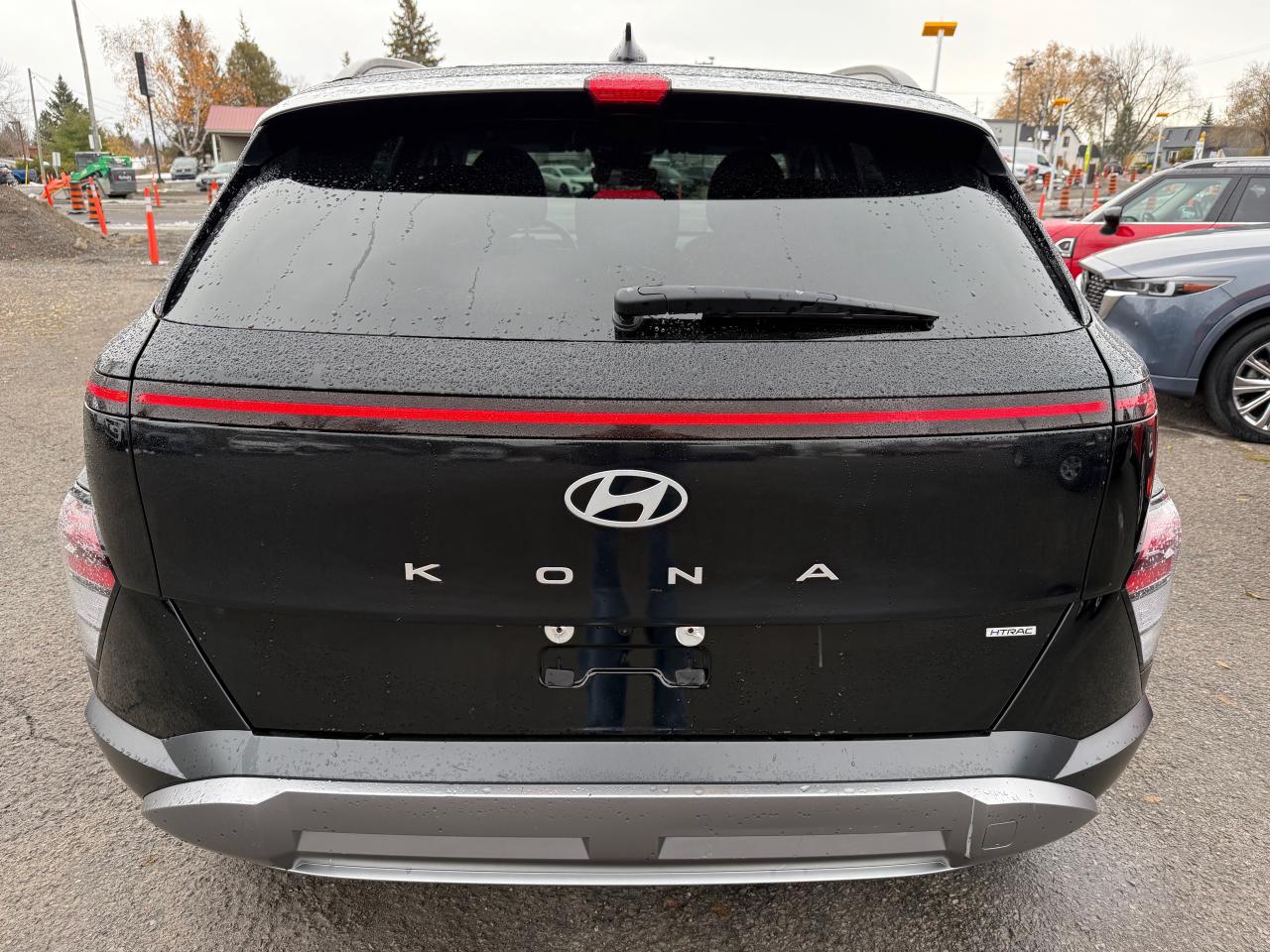 2024 Hyundai KONA 2.0L Preferred w/Trend Package Leather! Sunroof! AutoStart! Photo