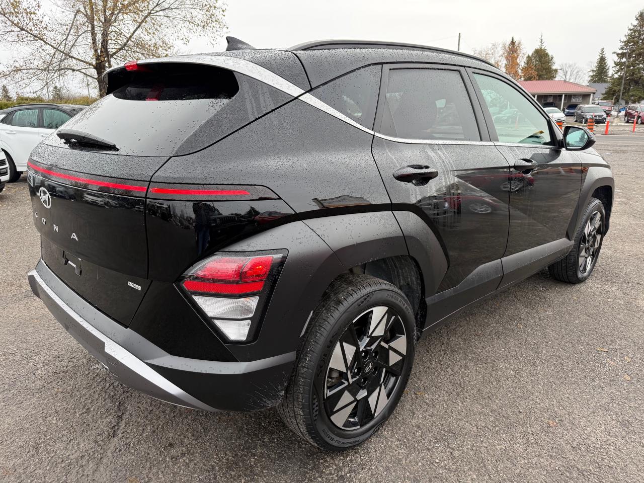 2024 Hyundai KONA 2.0L Preferred w/Trend Package Leather! Sunroof! AutoStart! Photo