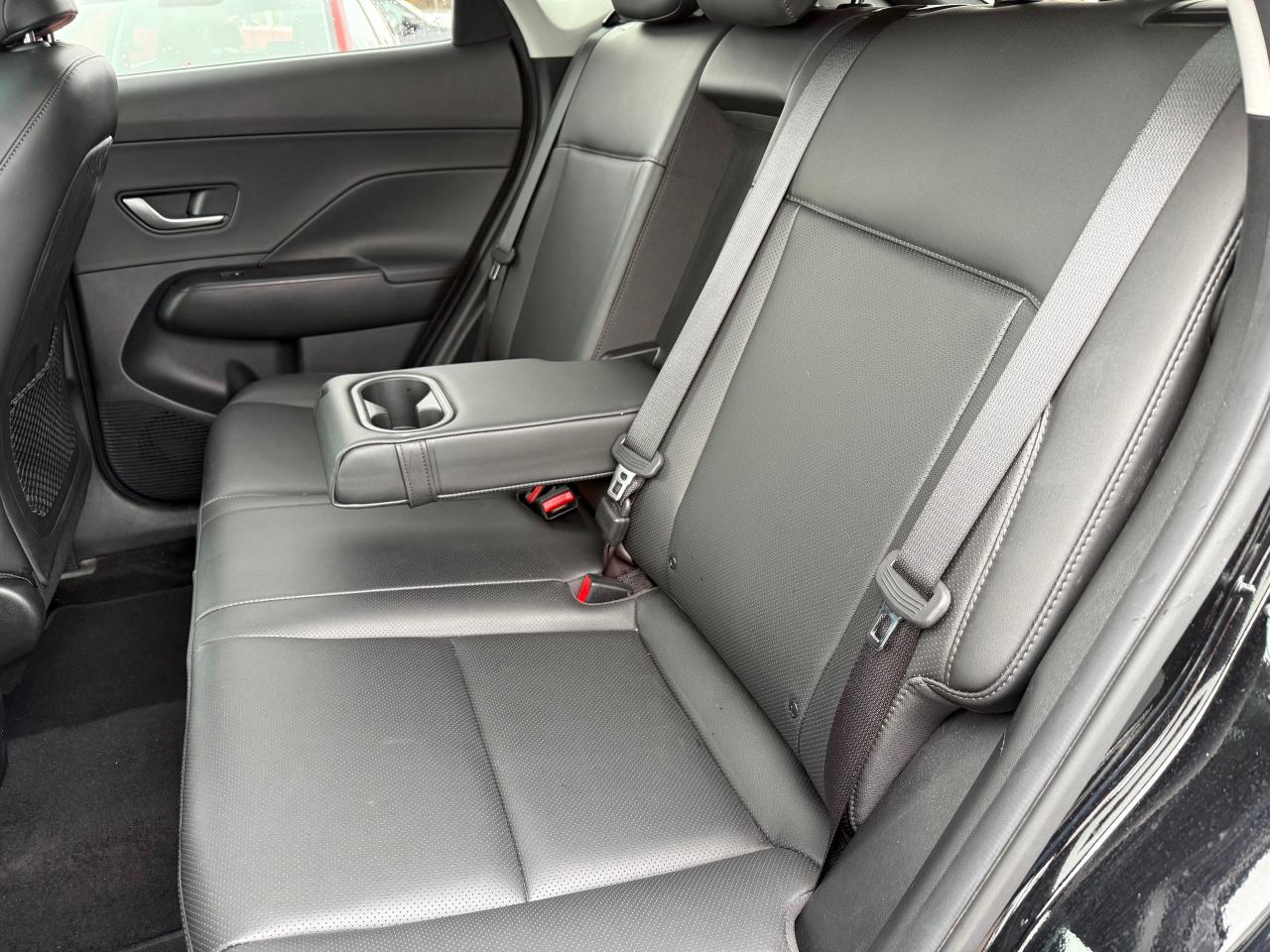 2024 Hyundai KONA 2.0L Preferred w/Trend Package Leather! Sunroof! AutoStart! Photo