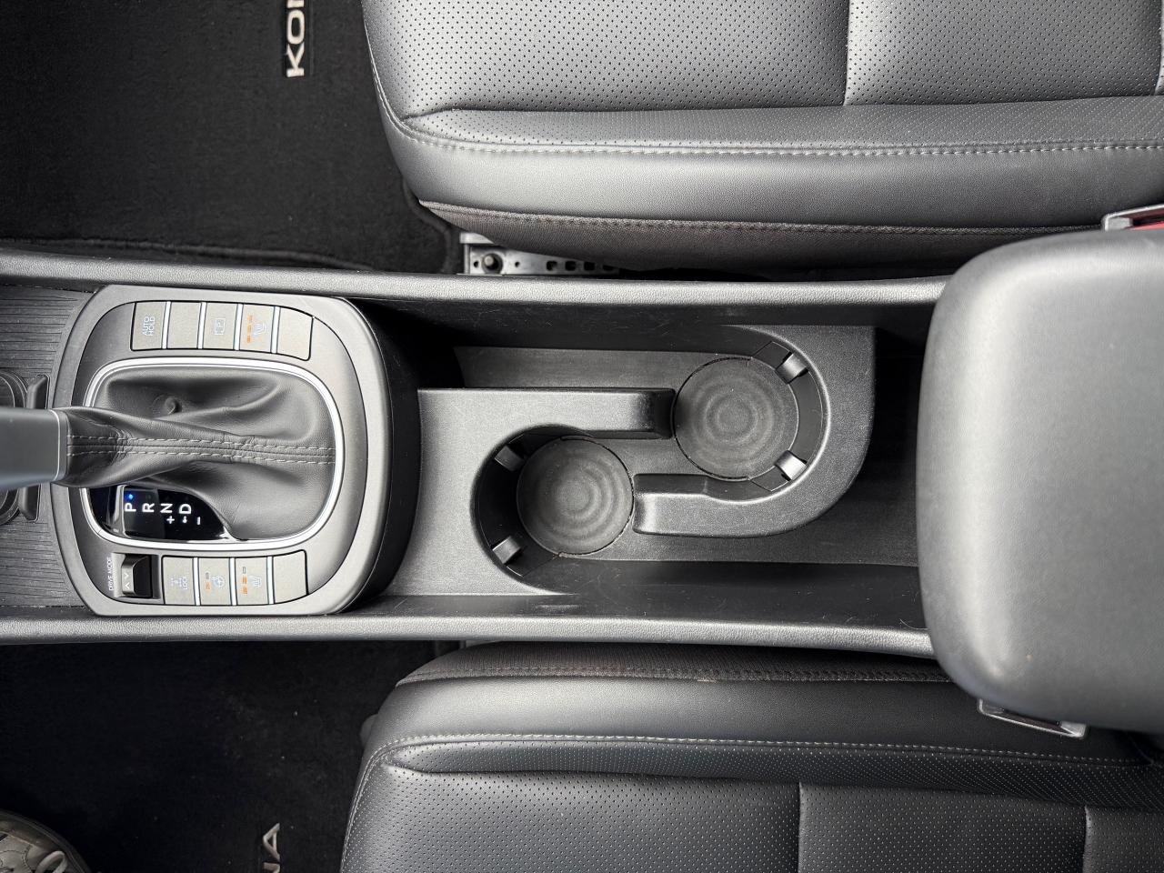 2024 Hyundai KONA 2.0L Preferred w/Trend Package Leather! Sunroof! AutoStart! Photo