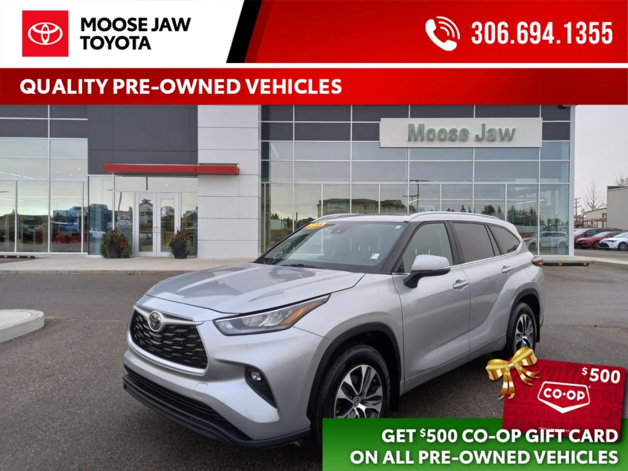 Used 2023 Toyota Highlander Comfort, style, and family-friendly versatility. This 2023 Highlander XLE offers 3-row seating, smart tech, and Toyota reliability for every journey. for sale in Moose Jaw, SK