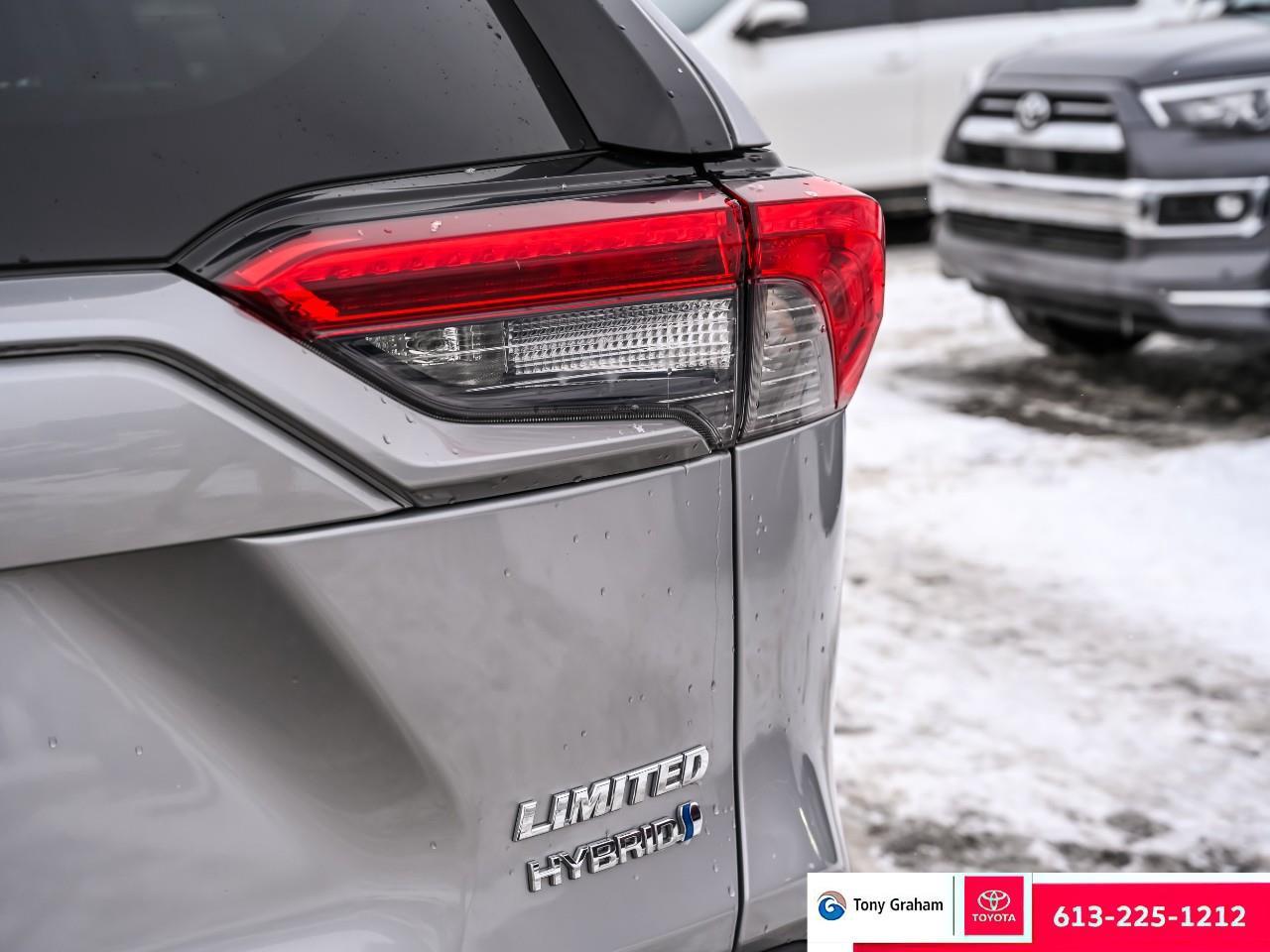 2021 Toyota RAV4 Hybrid Limited Photo