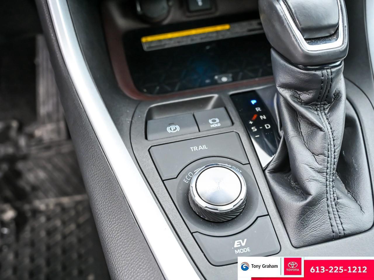 2021 Toyota RAV4 Hybrid Limited Photo