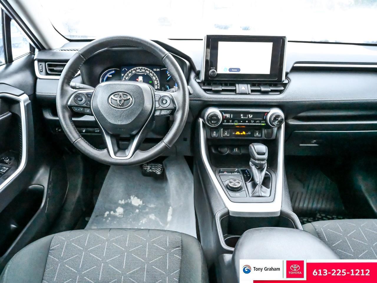 2023 Toyota RAV4 Hybrid XLE Photo