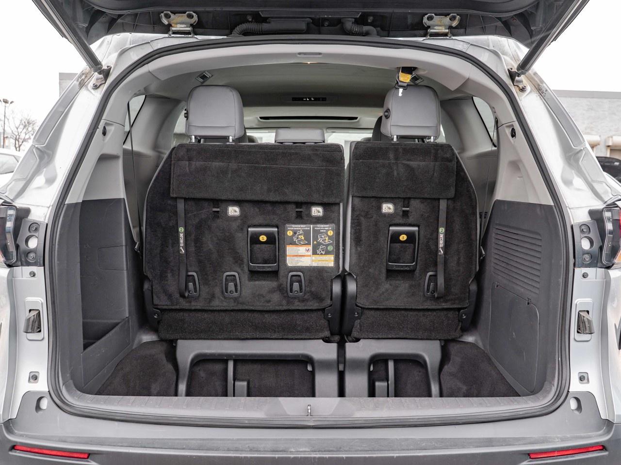 2021 Toyota Sienna XLE 7-Passenger AWD Photo