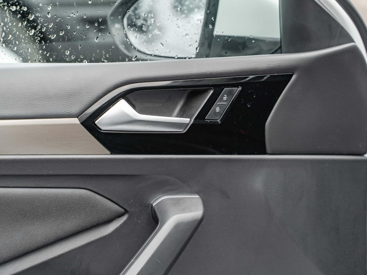 2021 Volkswagen Jetta Execline Auto Photo