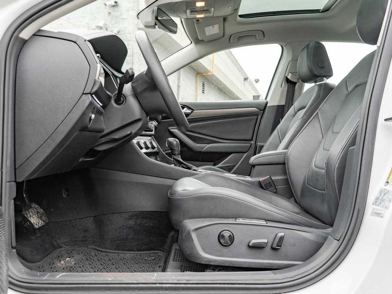 2021 Volkswagen Jetta Execline Auto Photo