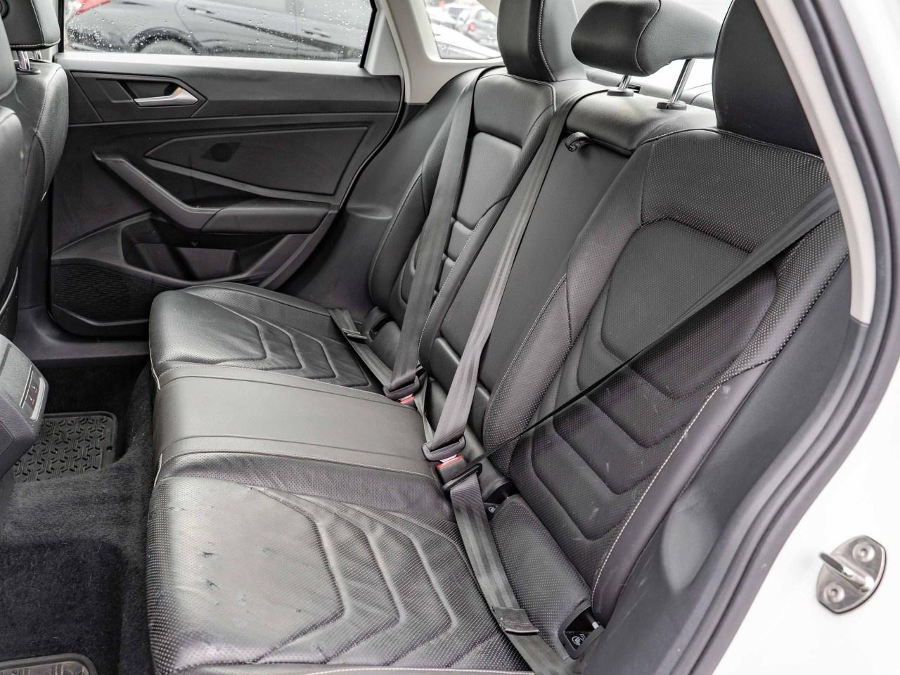 2021 Volkswagen Jetta Execline Auto Photo