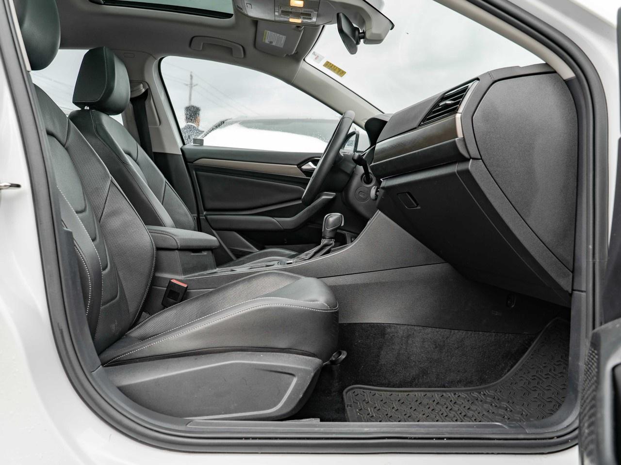 2021 Volkswagen Jetta Execline Auto Photo