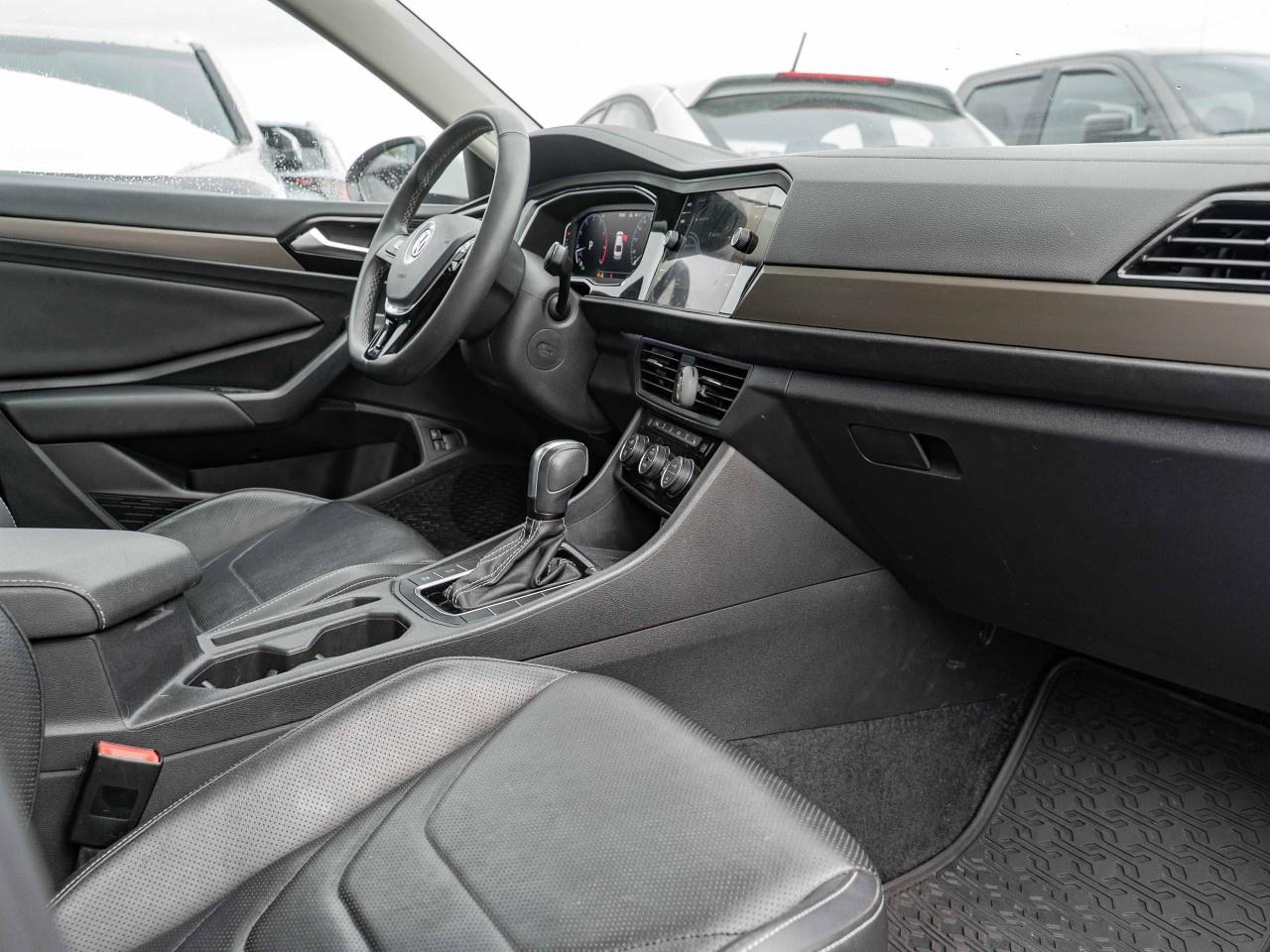2021 Volkswagen Jetta Execline Auto Photo