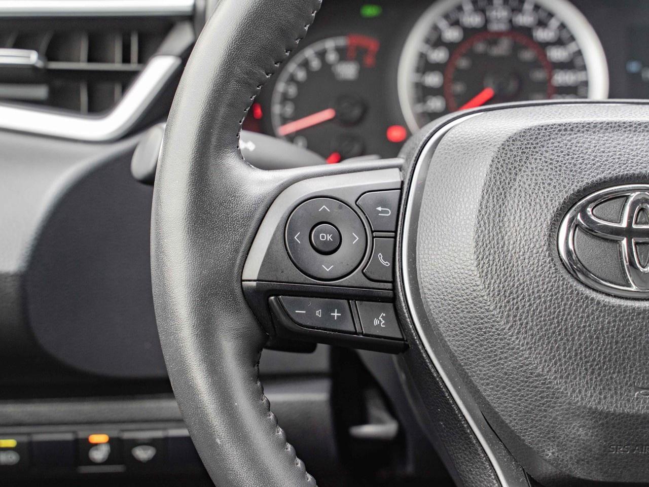 2021 Toyota Corolla Hatchback CVT Photo