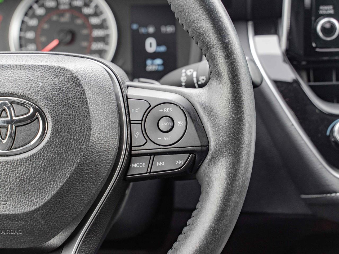 2021 Toyota Corolla Hatchback CVT Photo